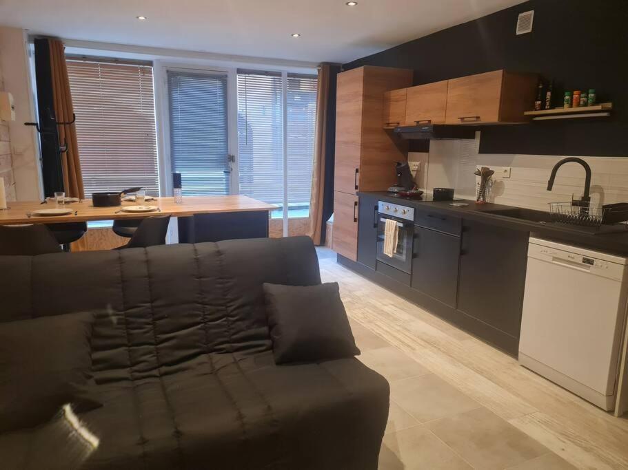 L'Escale Charliendine Apartment Charlieu ภายนอก รูปภาพ